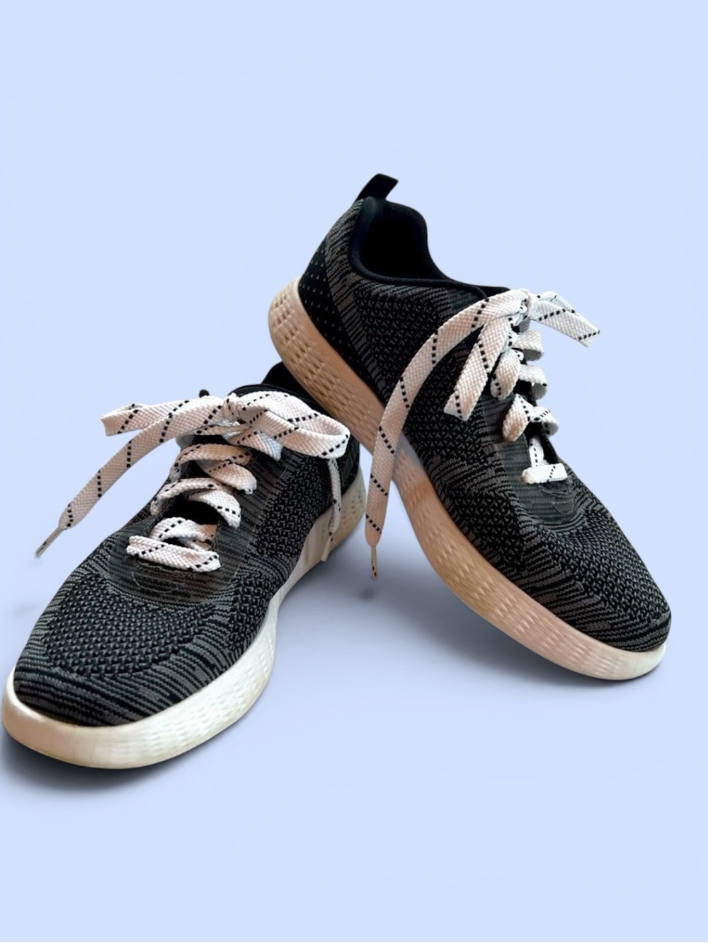 Skechers On-the-GO Goga Max Gen 5 Sneakers Black Grey Women’s Sz 6